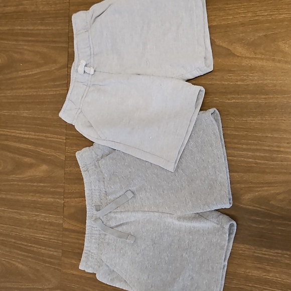 Boys Shorts 4/5 | 12 Pairs - Picture 8 of 14